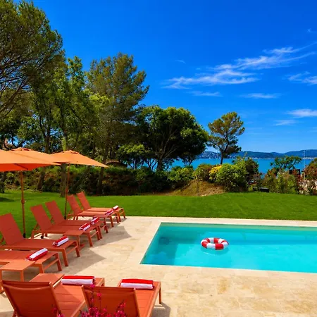 Villa Face A La - Golfe De Saint-tropez - Piscine - A 50 Metres